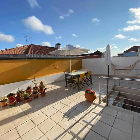 Daire Laranjeira's House