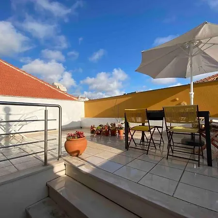 Daire Laranjeira's House Aveiro